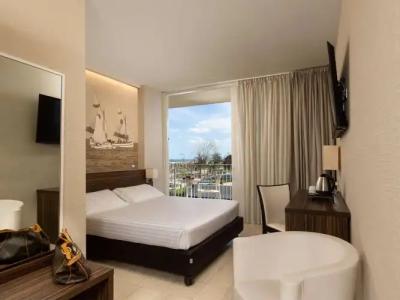 Mercure Rimini Lungomare - 38