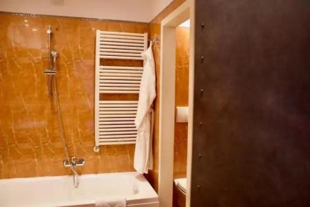 Parco dei Principi Boutique - 80