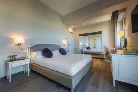 Parco dei Principi Boutique - 37