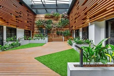 Jasper Boutique - 78