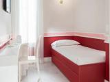Room with panoramic view