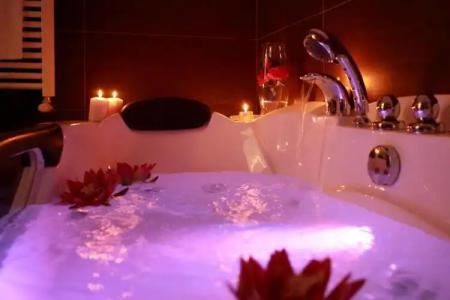 Colonne - Alihotels - 67