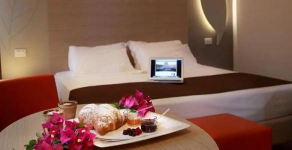 Colonne - Alihotels - 42