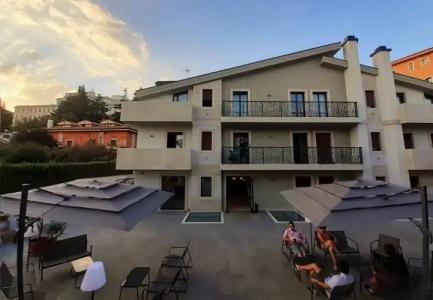 Colonne - Alihotels - 32