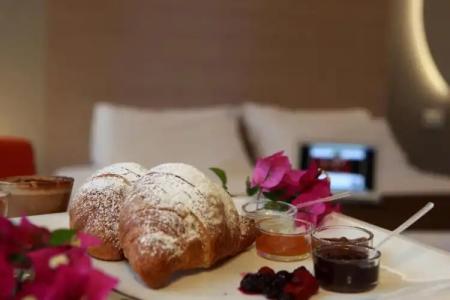 Colonne - Alihotels - 12