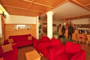 Wirtshaushotel Alpenrose, San Lorenzo di Sebato