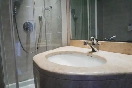 Bobby Executive - 45