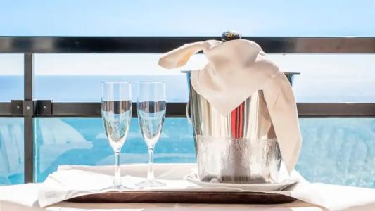 Bobby Executive - 18