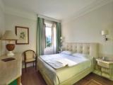 Standard Double room with partial sea view