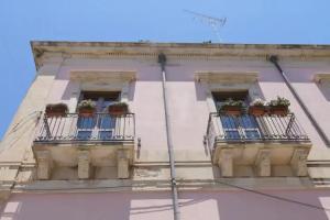 Hotel Posta, Syracuse