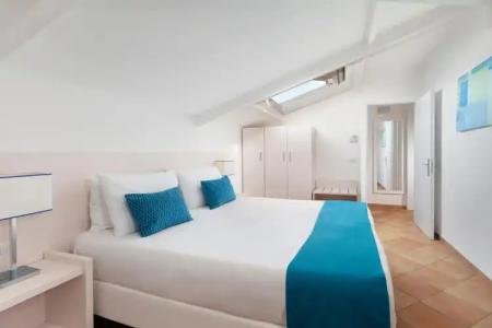 Tasso Suites & Spa - 40