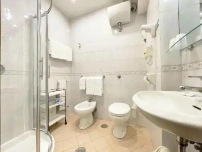 Central Wellness - 210