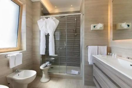 Central Wellness - 86