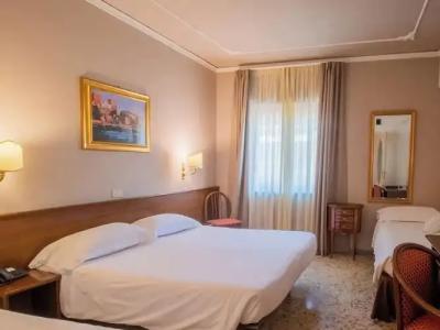 Central Wellness - 45