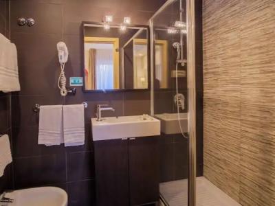 Central Wellness - 51