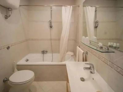 Central Wellness - 52