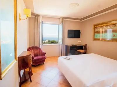 Central Wellness - 171