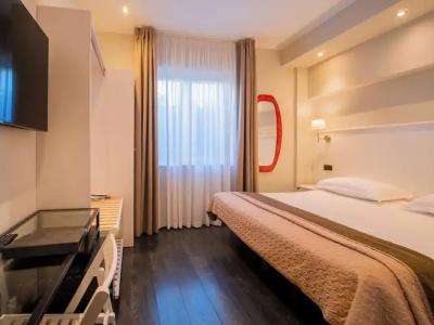 Central Wellness - 47