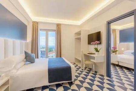 Central Wellness - 158