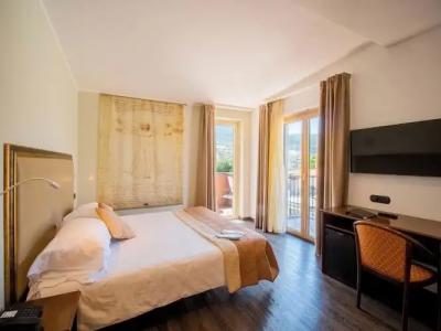 Central Wellness - 129