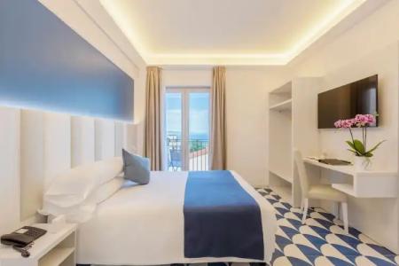 Central Wellness - 157