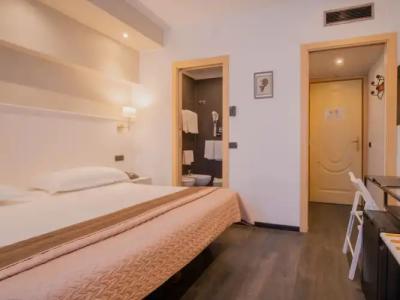 Central Wellness - 46