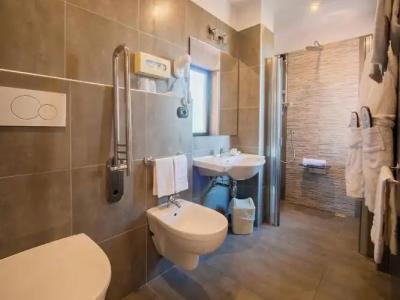 Central Wellness - 136