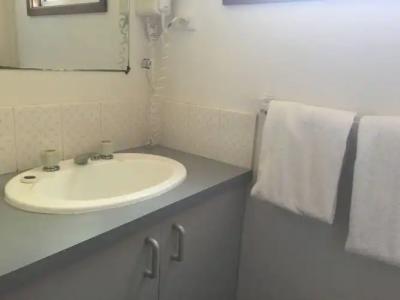 Airport Tourist Village Melbourne - 25