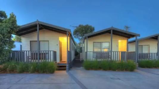 Airport Tourist Village Melbourne - 157