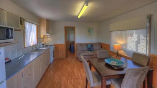 Airport Tourist Village Melbourne - 137