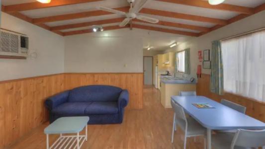 Airport Tourist Village Melbourne - 85