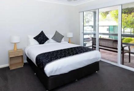 Airport Tourist Village Melbourne - 64