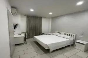 Hotel «Le Rose», Tivoli Terme