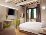 Suite with balcony