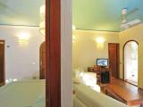 Standard room with partial sea view