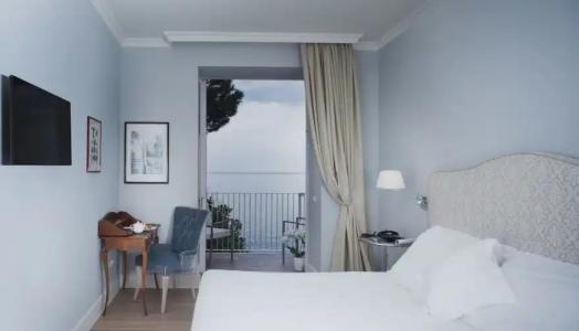 Riviera & Maximilian's - 62