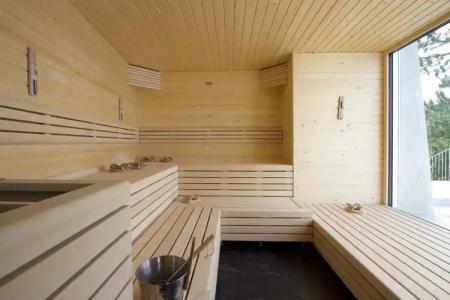 Riviera & Maximilian's - 15