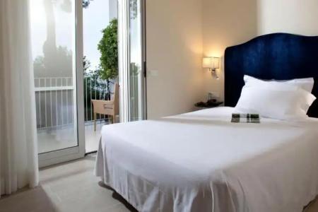 Riviera & Maximilian's - 30