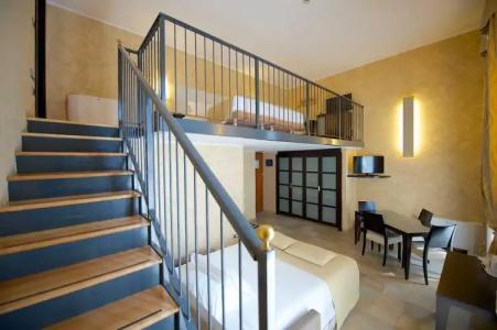 Best Western Crystal Palace - 75