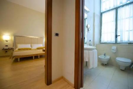 Best Western Crystal Palace - 45