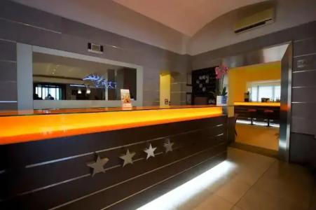 Best Western Crystal Palace - 1