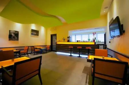 Best Western Crystal Palace - 26