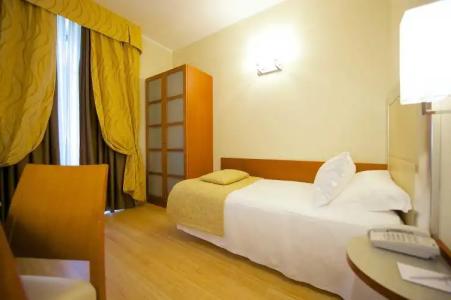 Best Western Crystal Palace - 32