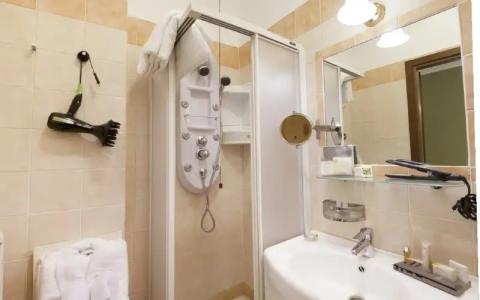 Green Class Gran Torino - 27