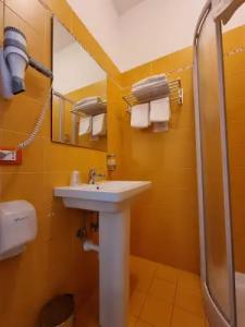 Green Class Astoria - 26