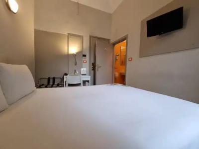 Green Class Astoria - 16