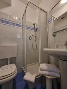 Green Class Astoria - 23