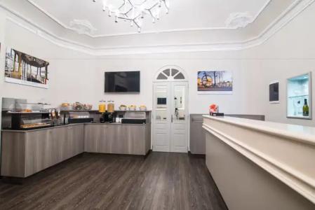 Green Class Astoria - 28