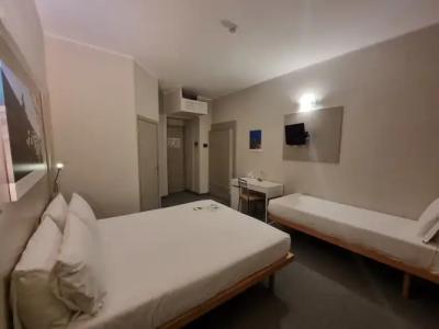 Green Class Astoria - 13