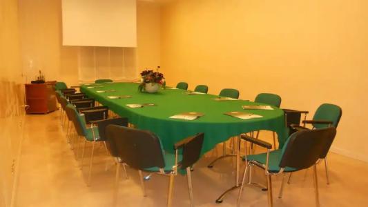 Ambassador Palace - 15